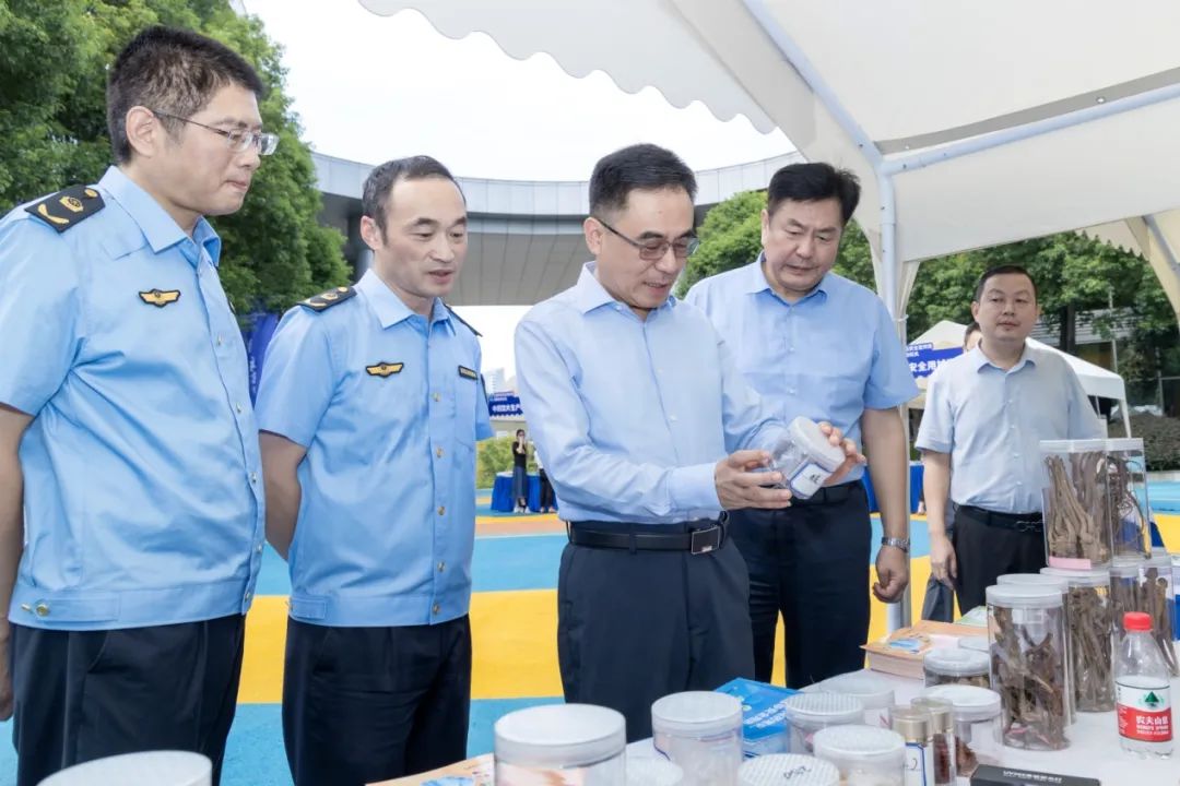 2024年“全國藥品安全宣傳周”湖南啟動儀式在長沙舉行，湖南美媛生物作為企業(yè)代表參與啟動儀式！